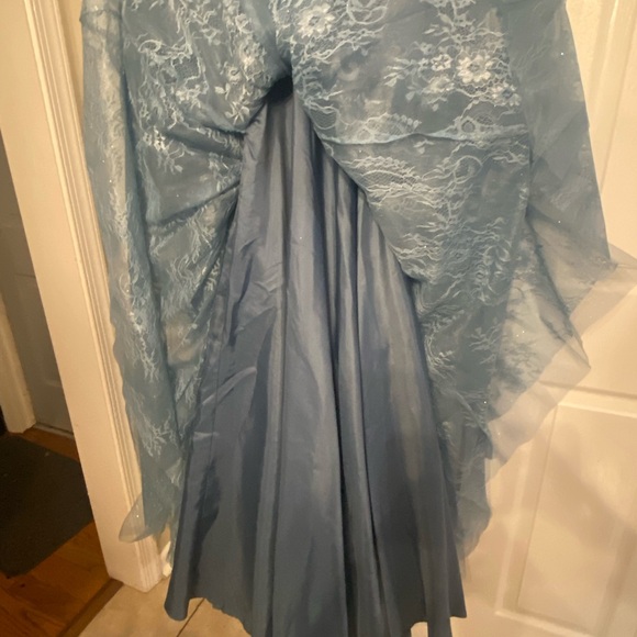 Colette Mon Cheri Gown Blue Size 2 - Picture 6 of 8